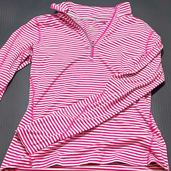 💋Light Purple Nike tank- size- S- built in bra —- pink/white Nike jacket- sizeS - Picture 4 of 4